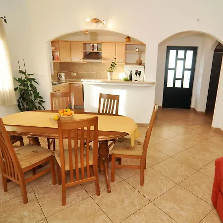 Apartament Nikica *